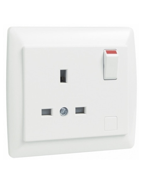 TOMADA INGLESA C/INTERRUPTOR BRANCA 70184CBR - 70184CBR